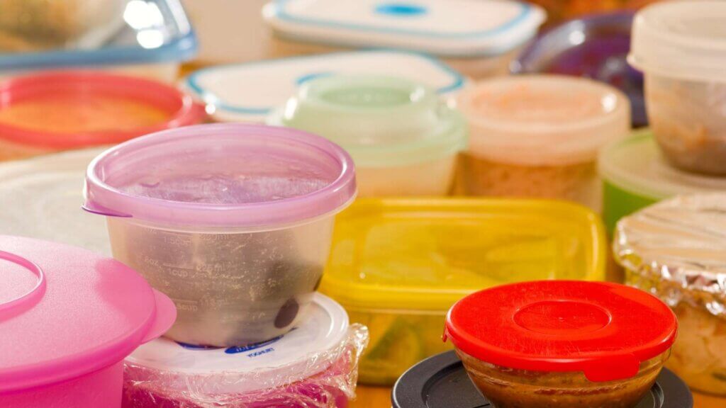 Is it Harmful To Store Food In Plastic Containers
