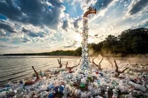 Benjamin von Wong LR Plastic Pollution Photography