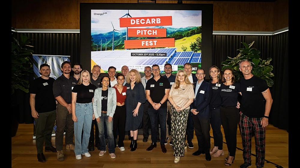 EnergyLab Decarb Pitch Fest Group Photo I'm Plastic Free