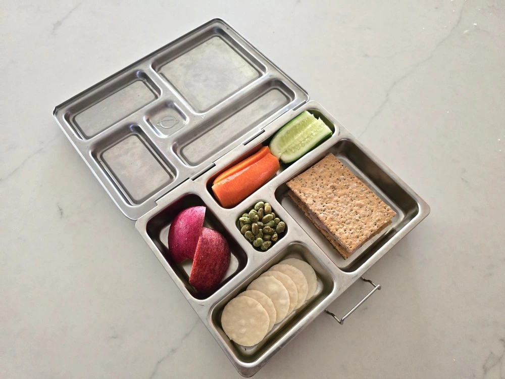 I'm Plastic Free Using the PlanetBox Plastic-free Lunchbox 