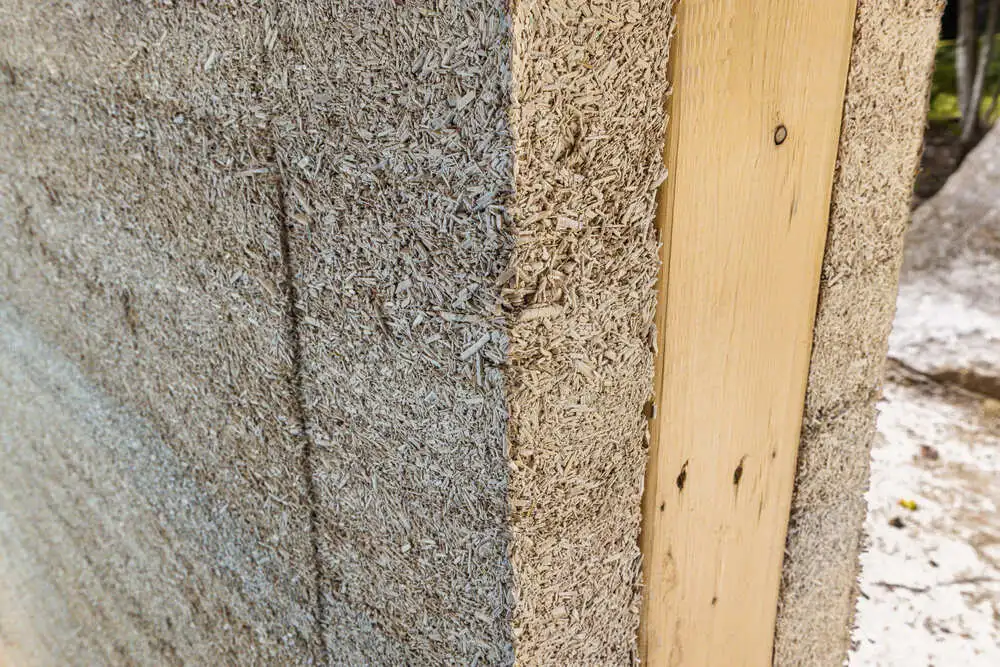 Hempcrete Insulation - Plastic-free building materials